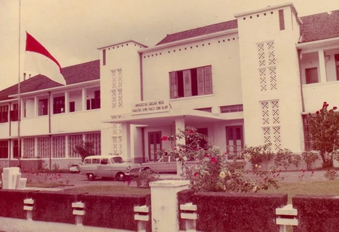 Gedung Pantjadharma dari sudut depan